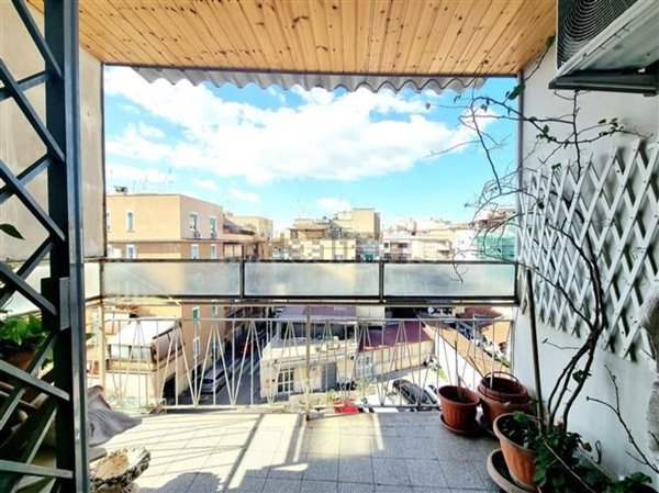 appartamento in vendita a Roma in zona Appio Claudio