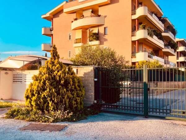 appartamento in vendita a Roma in zona Mezzocammino