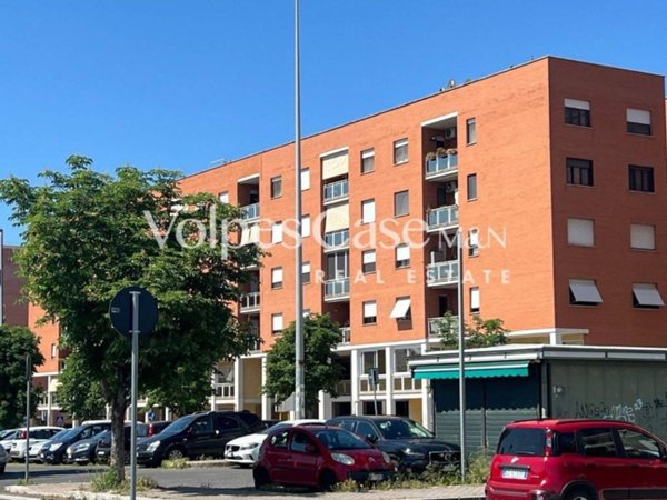 appartamento in vendita a Roma in zona Casal Monastero