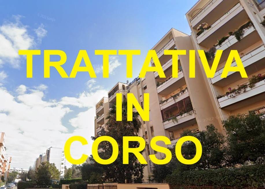 appartamento in vendita a Roma in zona Ardeatino