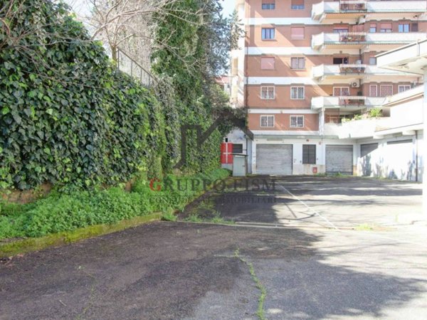 negozio in vendita a Roma in zona Pietralata
