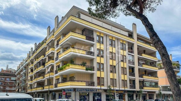 appartamento in vendita a Roma in zona Ostia