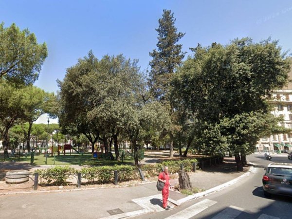 appartamento in vendita a Roma in zona Appio Latino