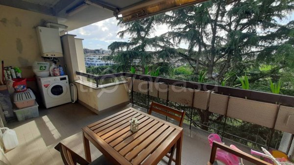 appartamento in vendita a Roma in zona Tor di Quinto