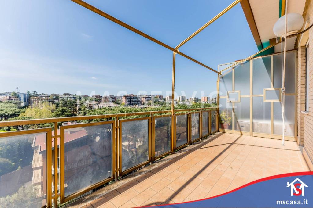appartamento in vendita a Roma in zona Torrino