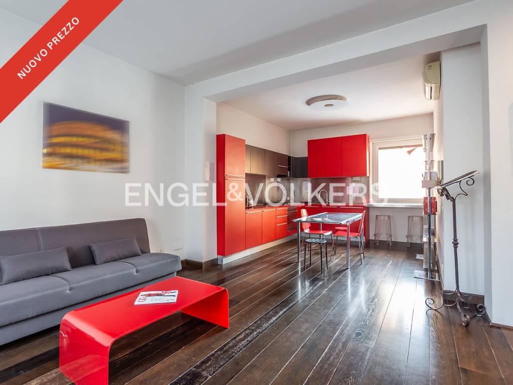 appartamento in vendita a Roma in zona Ostiense