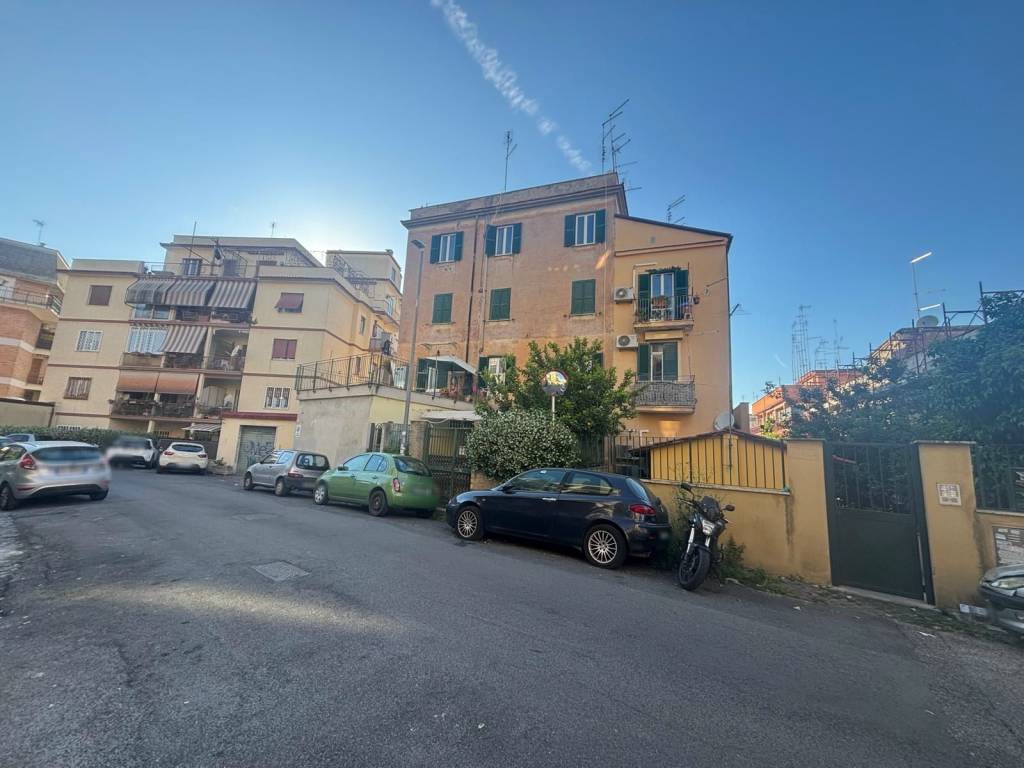appartamento in vendita a Roma in zona Aurelio