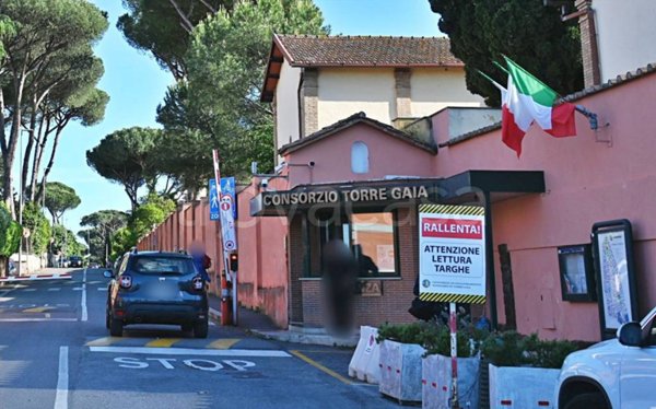 appartamento in vendita a Roma in zona Torre Gaia