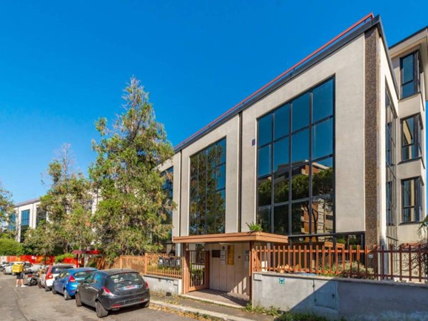intera palazzina in vendita a Roma in zona Torrino