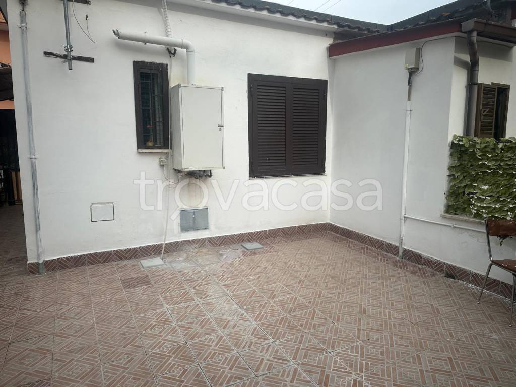 negozio in vendita a Roma in zona Prima Porta
