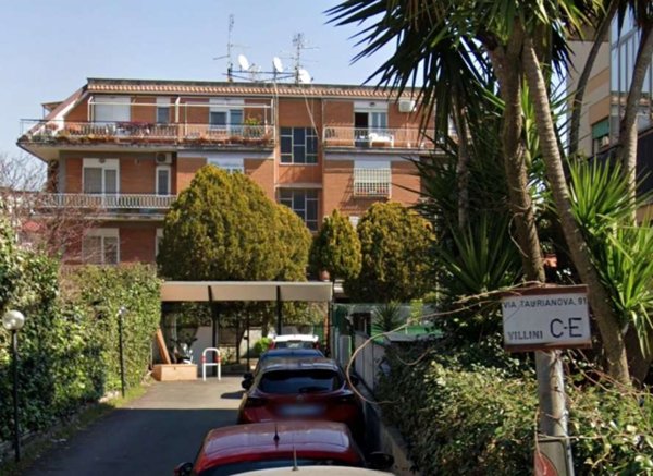 casa indipendente in vendita a Roma in zona Appio Claudio