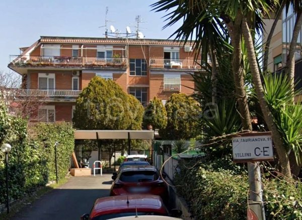 casa indipendente in vendita a Roma in zona Appio Claudio