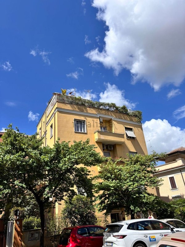 appartamento in vendita a Roma in zona Monte Sacro/Talenti