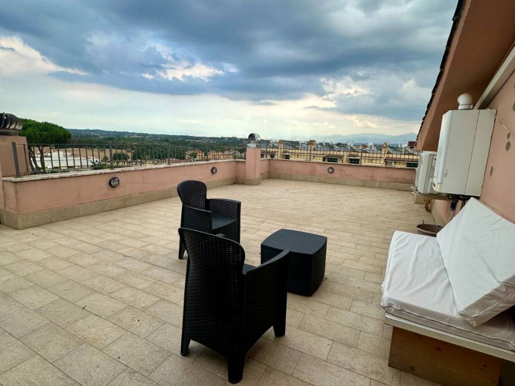 appartamento in vendita a Roma