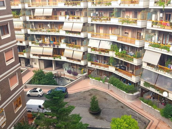 appartamento in vendita a Roma in zona Monte Sacro/Talenti