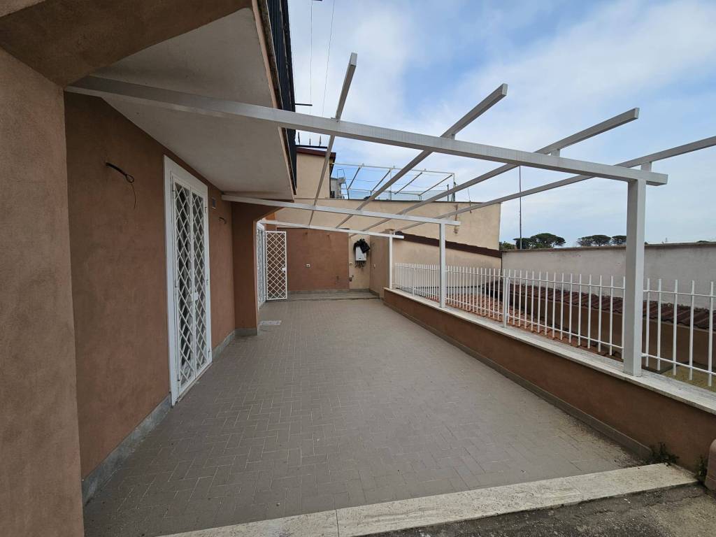 appartamento in vendita a Roma in zona Casalotti