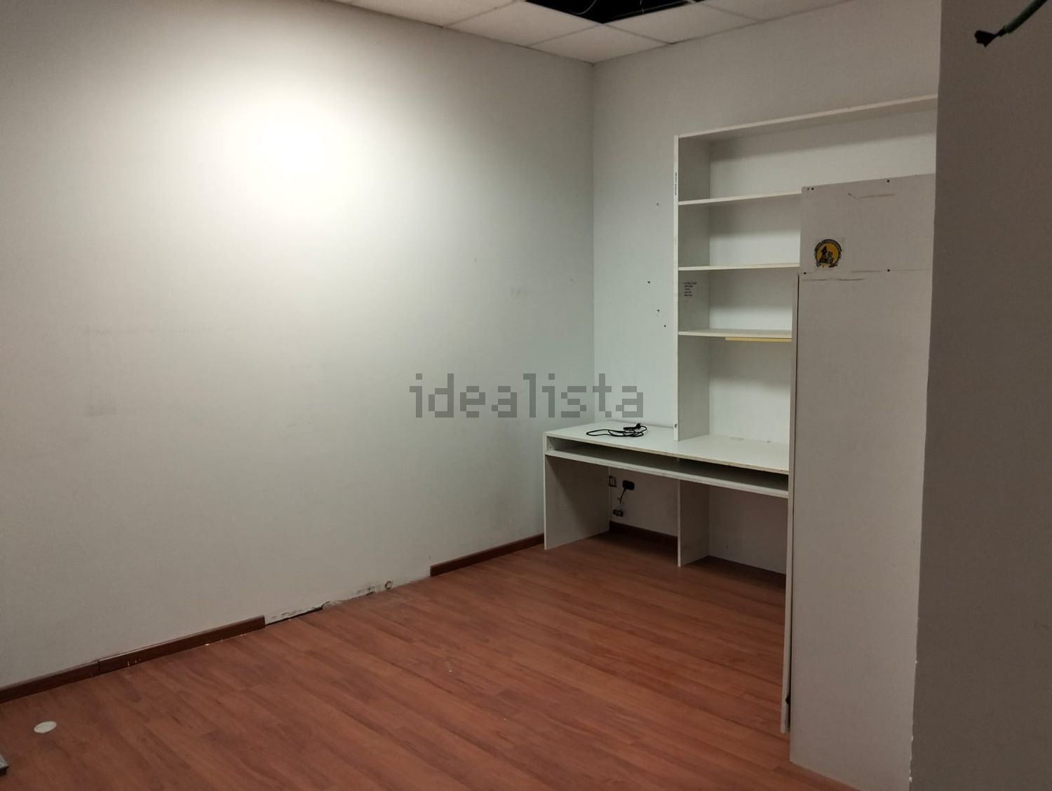 locale commerciale in vendita a Roma in zona Ardeatino