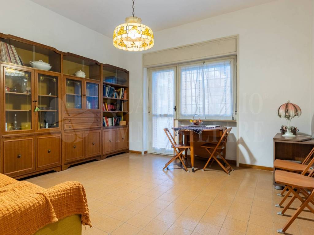 appartamento in vendita a Roma in zona Pantan Monastero