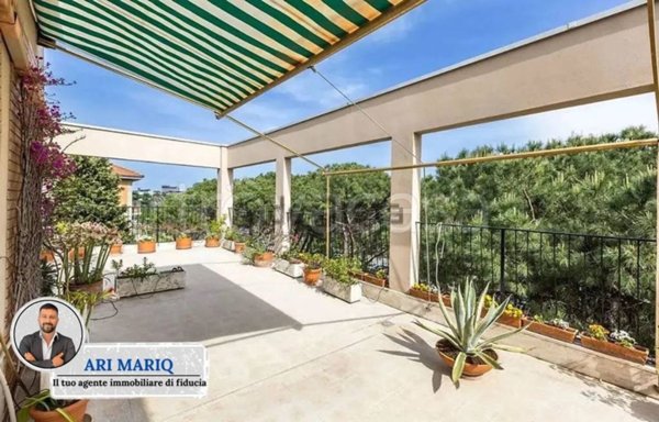 appartamento in vendita a Roma in zona EUR