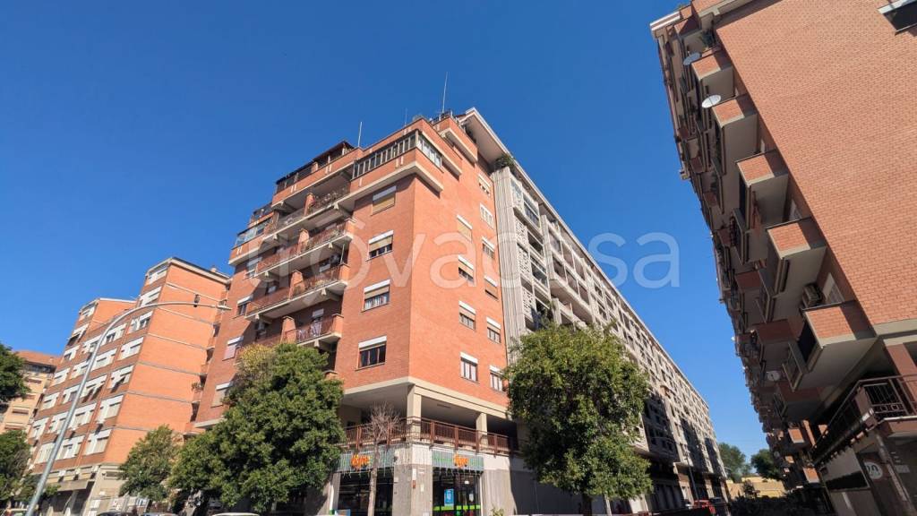 appartamento in vendita a Roma in zona Prenestino-Labicano