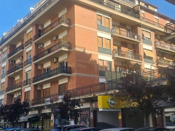 appartamento in vendita a Roma in zona Ostia