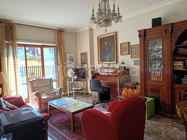 appartamento in vendita a Roma in zona Appio Latino