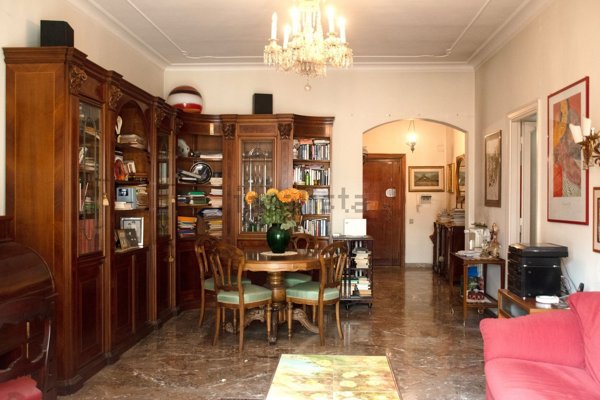 appartamento in vendita a Roma in zona Appio Latino