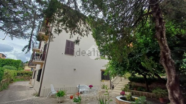 appartamento in vendita a Roma in zona Appio Pignatelli
