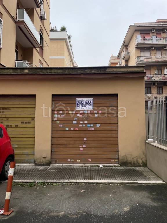 casa indipendente in vendita a Roma in zona Prenestino-Labicano
