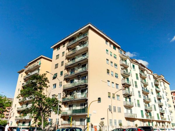 appartamento in vendita a Roma in zona Ardeatino