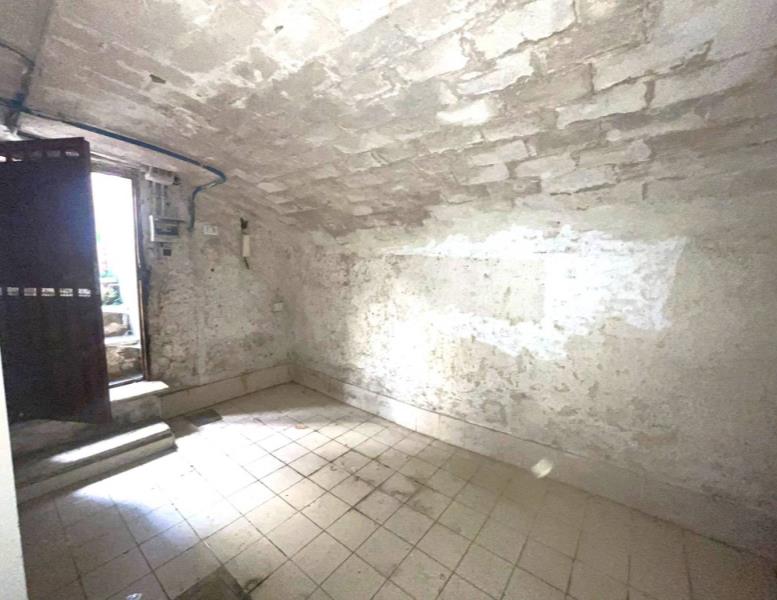 locale commerciale in vendita a Roma in zona Prenestino-Labicano