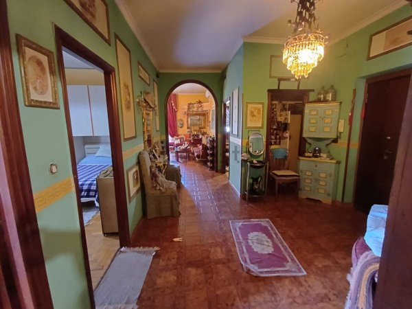 appartamento in vendita a Roma in zona Torre Angela