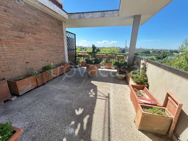 appartamento in vendita a Roma in zona Celio