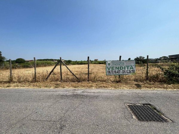 terreno agricolo in vendita a Roma in zona Casal Morena