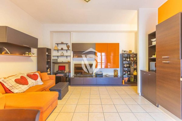 appartamento in vendita a Roma in zona Tor Bella Monaca