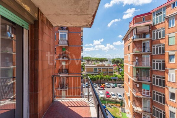 appartamento in vendita a Roma in zona Collatino