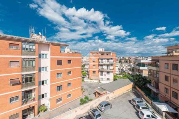 appartamento in vendita a Roma in zona Primavalle
