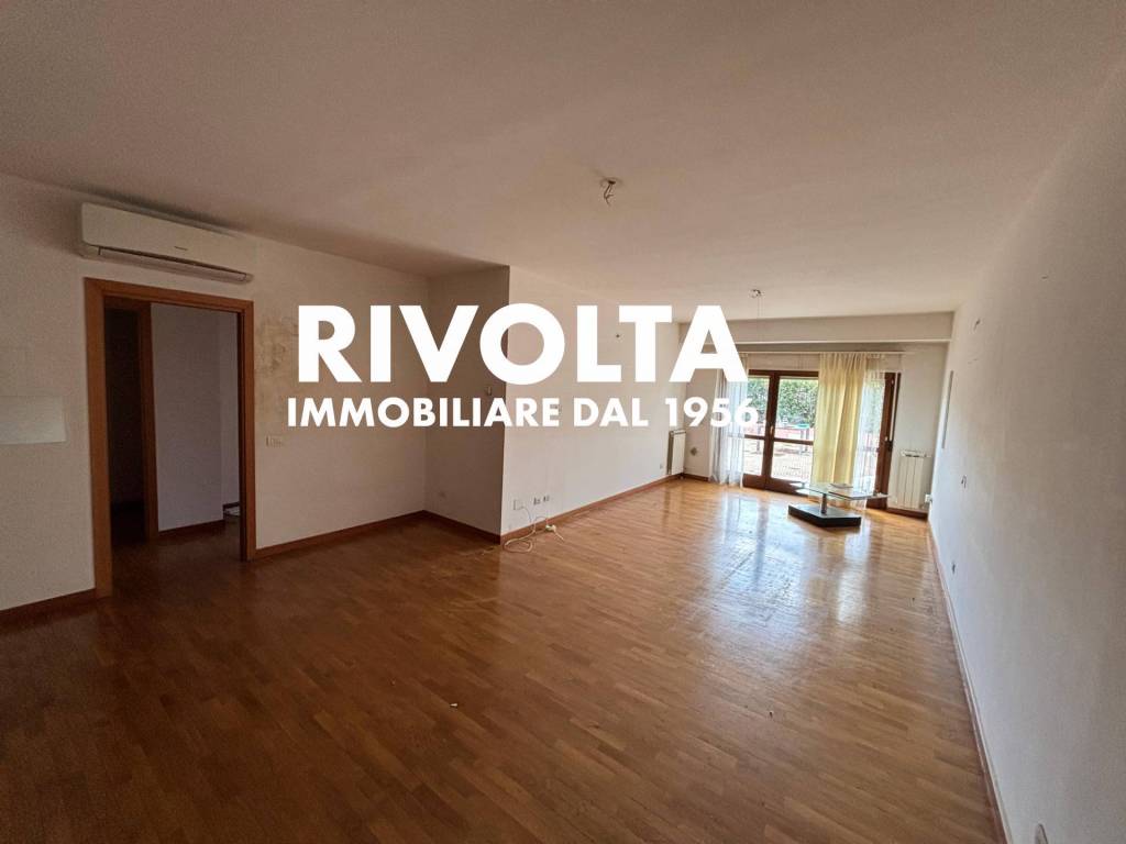 appartamento in vendita a Roma in zona Torre Maura