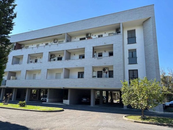 appartamento in vendita a Roma in zona Dragona/Bagnoletto