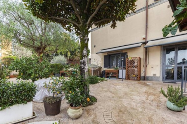 appartamento in vendita a Roma in zona Magliana Vecchia