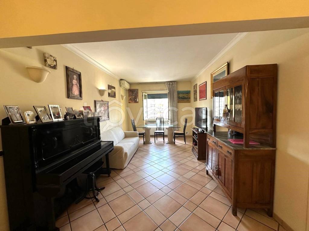 appartamento in vendita a Roma in zona Portuense
