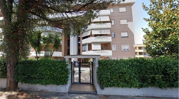 appartamento in vendita a Roma in zona Osteria del Curato