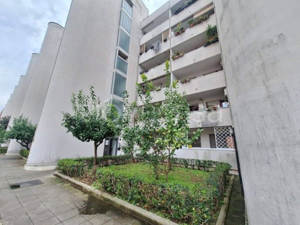 appartamento in vendita a Roma in zona Ponte Mammolo