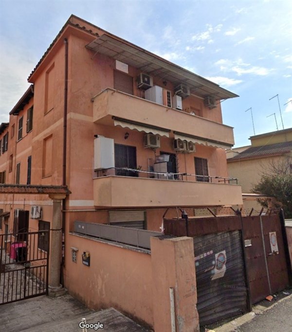 appartamento in vendita a Roma in zona Torre Maura