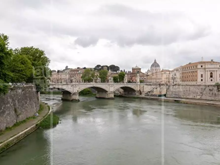 appartamento in vendita a Roma in zona Parione/Sant'Eustachio