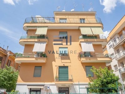 appartamento in vendita a Roma in zona Gianicolense