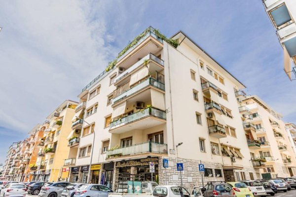 appartamento in vendita a Roma in zona Della Vittoria