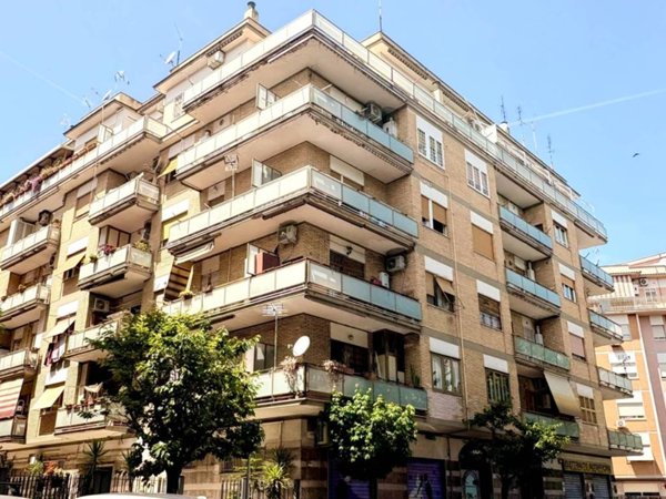 appartamento in vendita a Roma in zona Della Vittoria