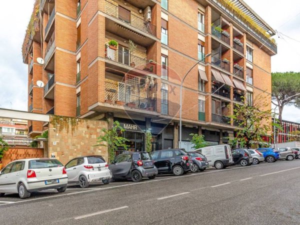 negozio in vendita a Roma in zona Della Vittoria
