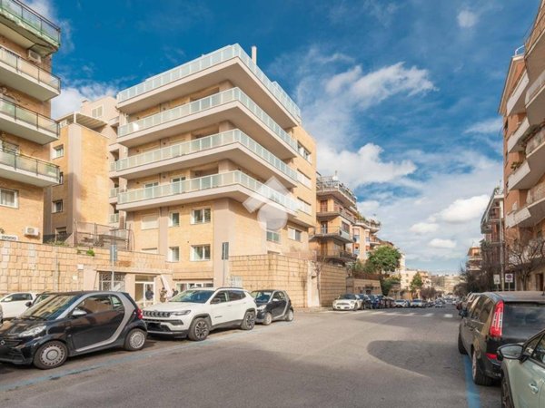 appartamento in vendita a Roma in zona Rione Prati